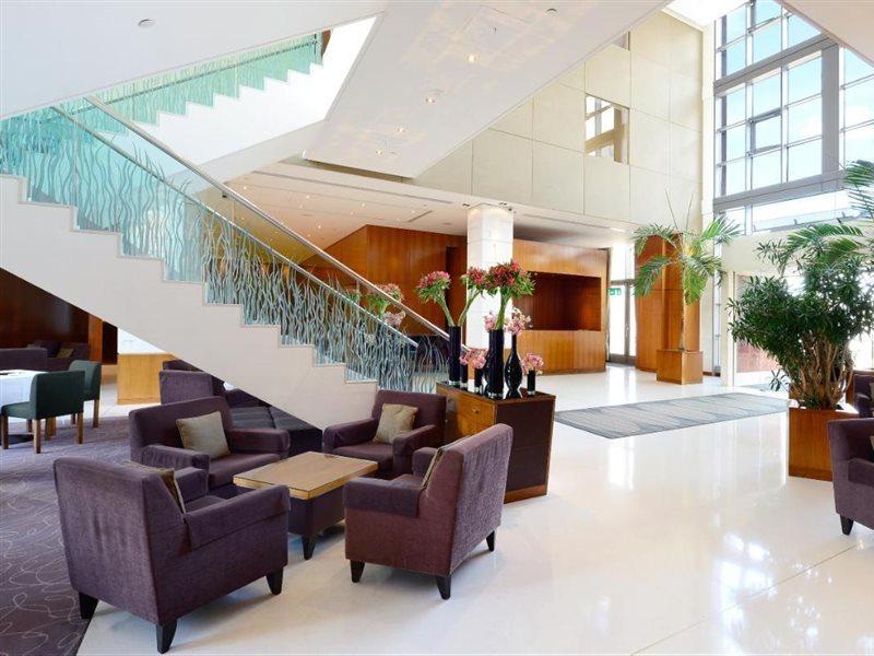 โรงแรมคานารี ริเวอร์ไซด์ พลาซ่า ลอนดอน ภายนอก รูปภาพ Lobby