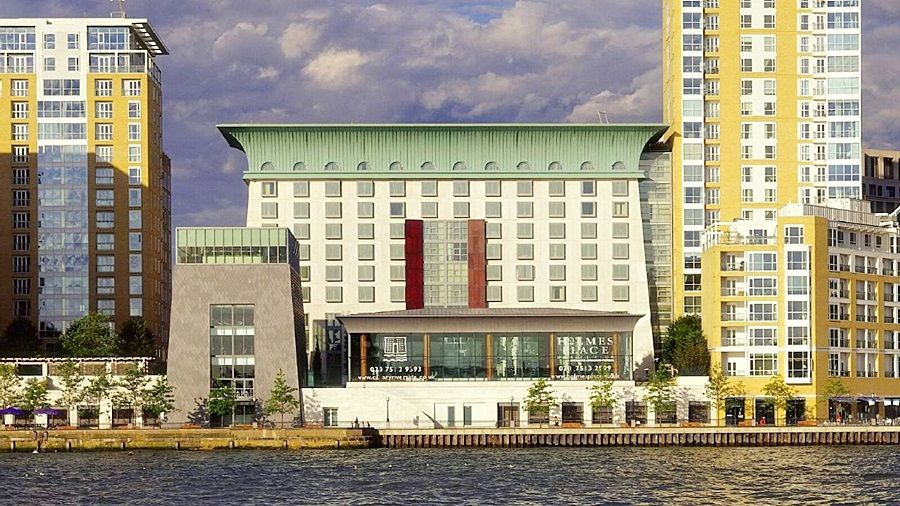 โรงแรมคานารี ริเวอร์ไซด์ พลาซ่า ลอนดอน ภายนอก รูปภาพ The Riverview Hotel